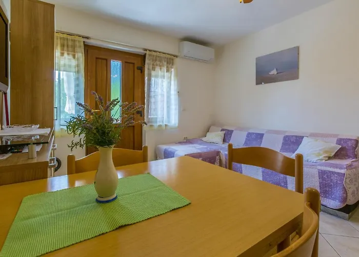 Hrman Lägenhet Crikvenica
